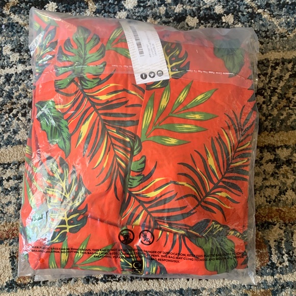 Plus Palm Print Tie Waist Pants & Top Two Piece - Picture 2 of 2